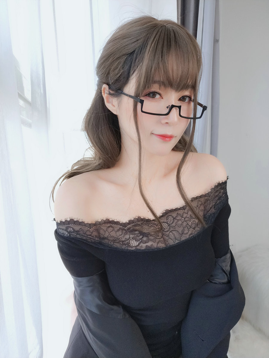 Coser小姐姐白银 - 黑西服 [136P7V-930MB]