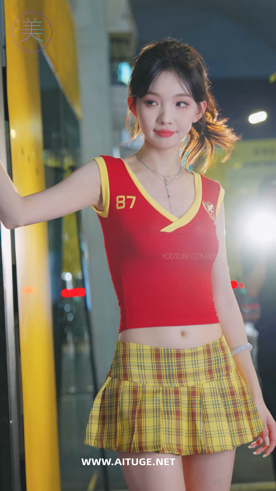 2024 广州车展 网红美女车模 beautyleg LOOKBOOK 49 [340MB]