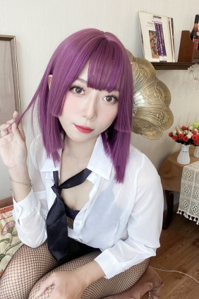 动漫博主Money冷冷 - OL网网制服 [82P5V-1.45GB]